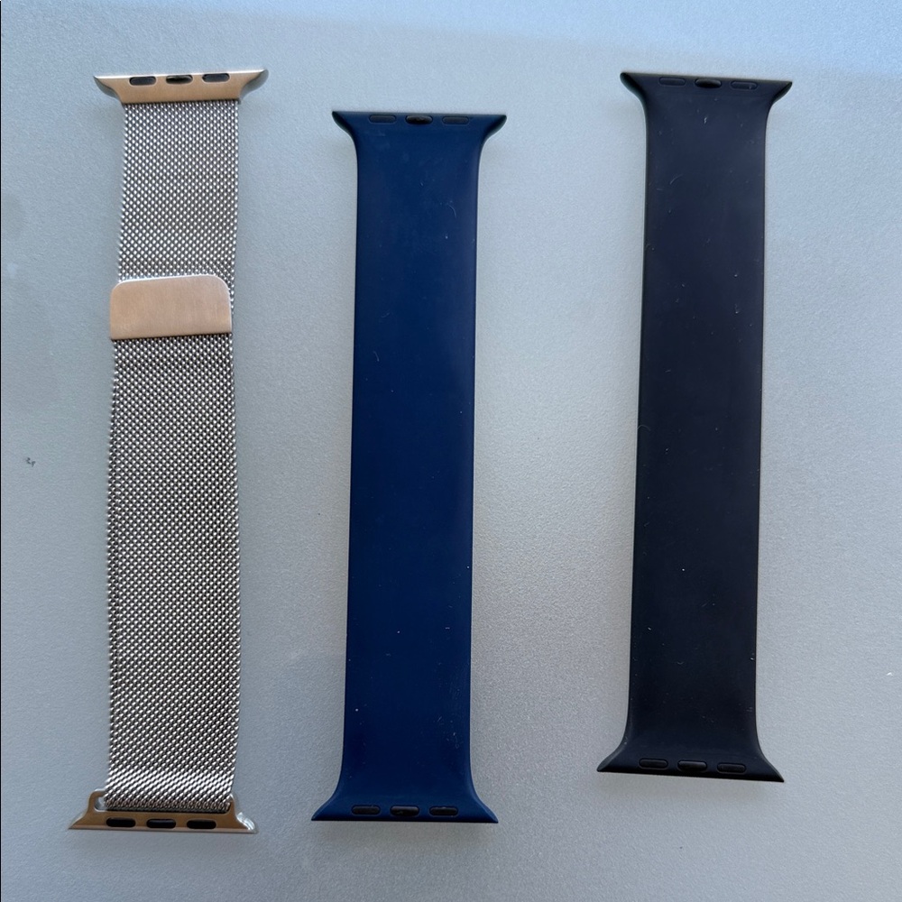Apple Watch Band Trio - silicone loop Black, Navy and Milanese Stainless loop